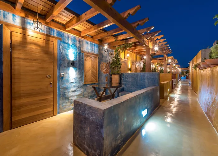 10Gr Boutique Hotel & Wine Bar (Adults Only)