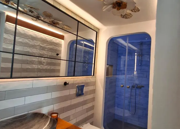 Luxury Private Suite