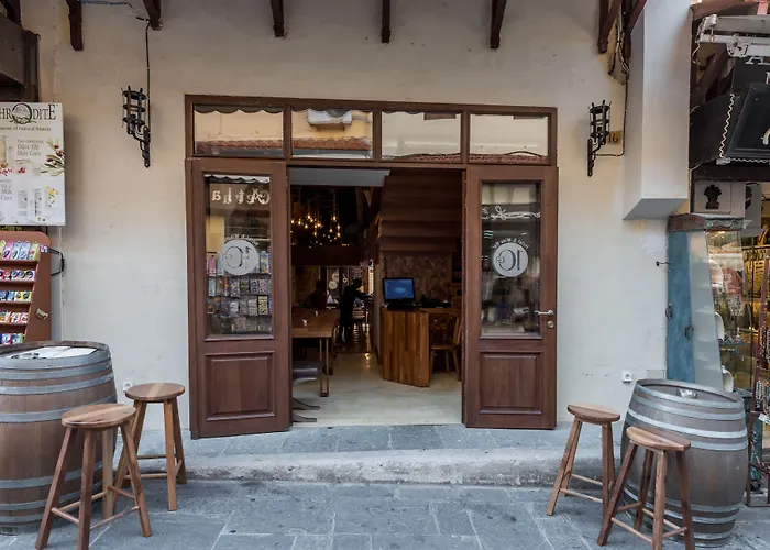 10Gr Boutique Hotel & Wine Bar (Adults Only)